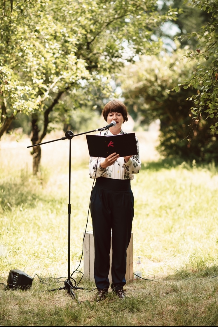 Katharina bei einer Zeremonie